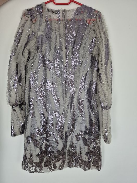 Rochie cu paiete Zara