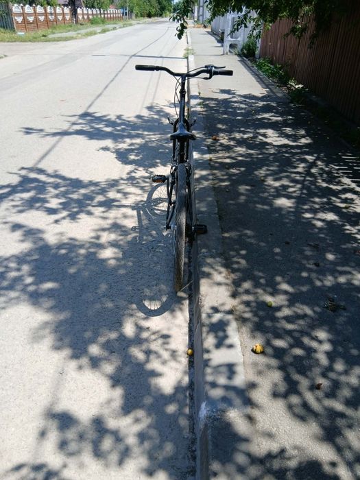 Vand bicicleta in stare buna