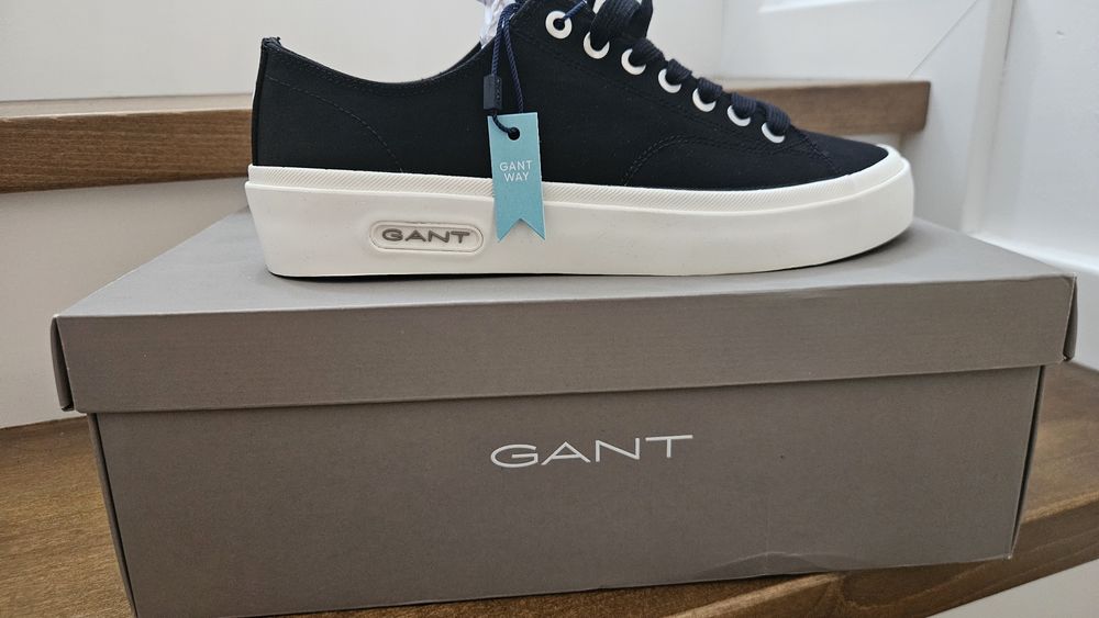 Vand tenesi Gant noi originali 41