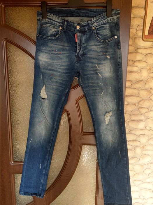 Lot blugi si tricouri