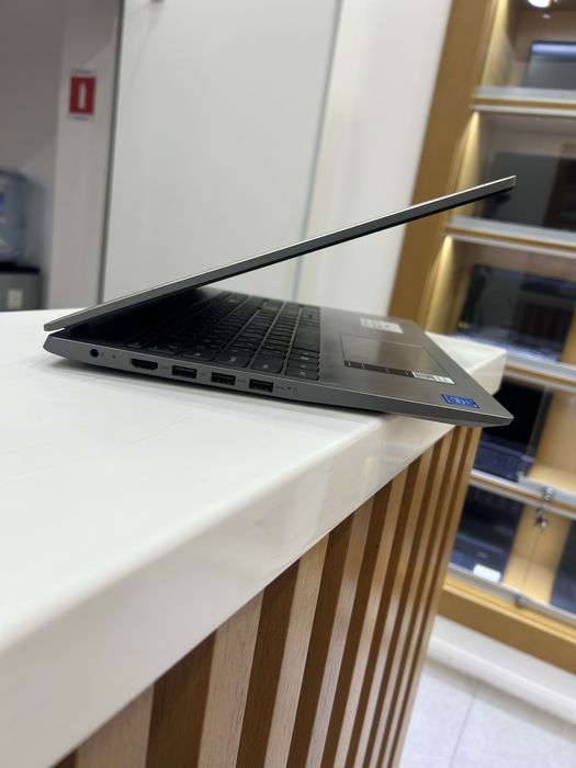 Ноутбук Lenovo Celeron HDD 950гб