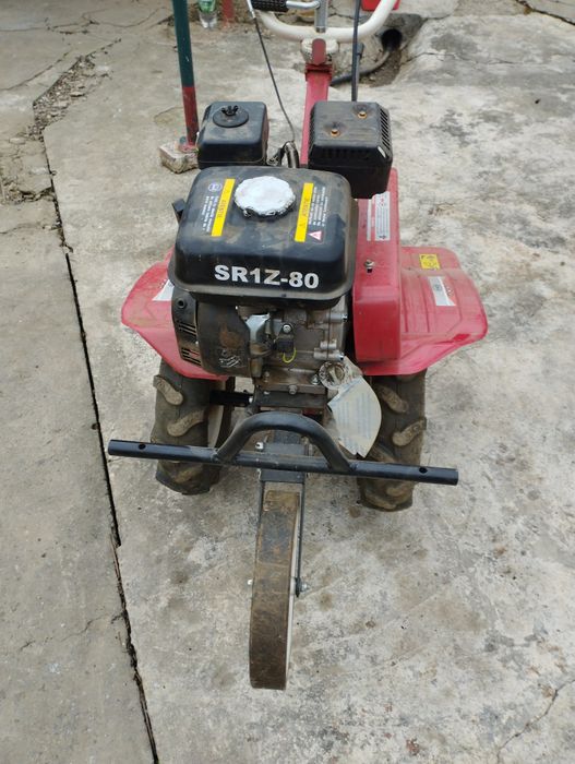 De vânzare vechime 3 ani foarte puțin folosit