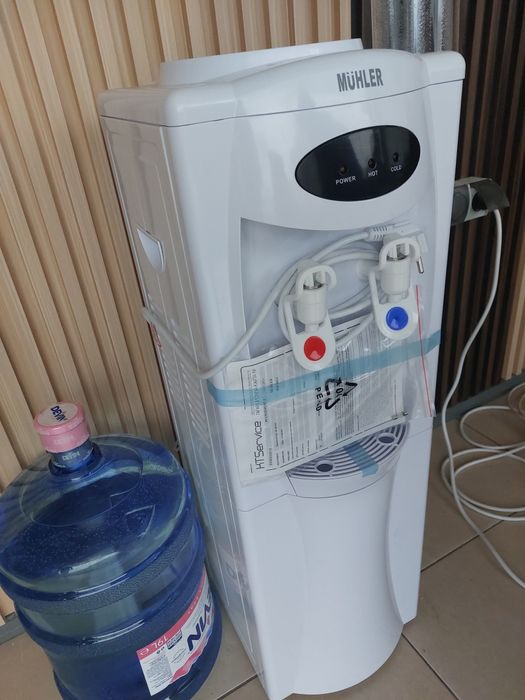 Мюлер (MUHLER) диспенсер за вода