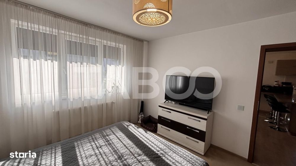 Apartament 3 camere de vanzare 65mpu cu loc de parcare
