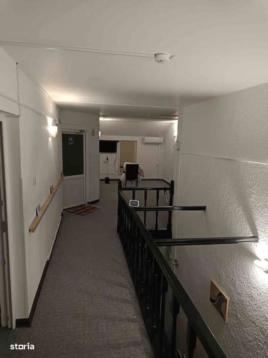 Cladiri autorizate ISU,18 camere,pretabil camin batrani/pensiun/cazare