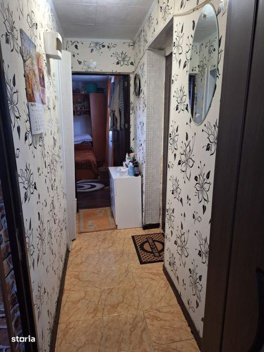 Apartament 2 camere, 33 mp, zona Bariera Valcii
