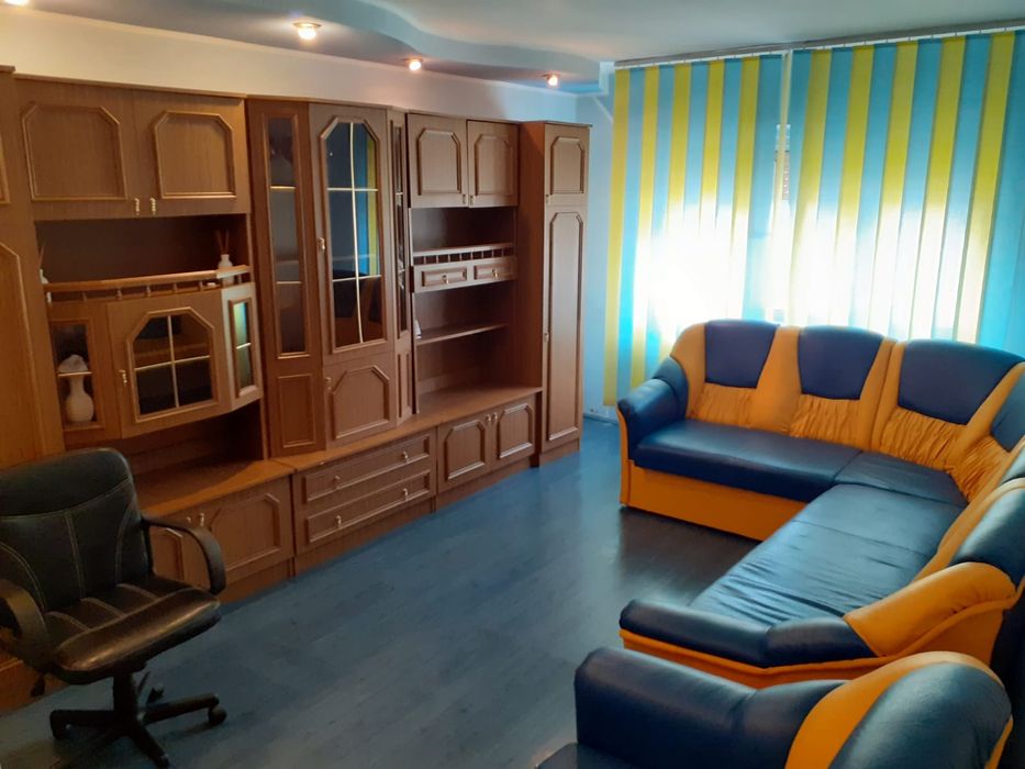 Închiriez apartament 2 cam — fotografia 1