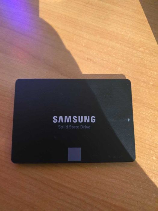 Samsung 870 EVO 250GB SSD