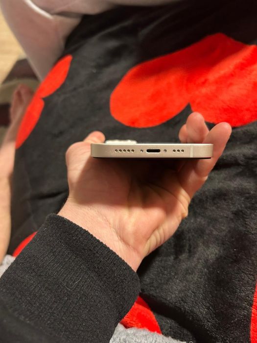 Vand/schimb IPhone 13