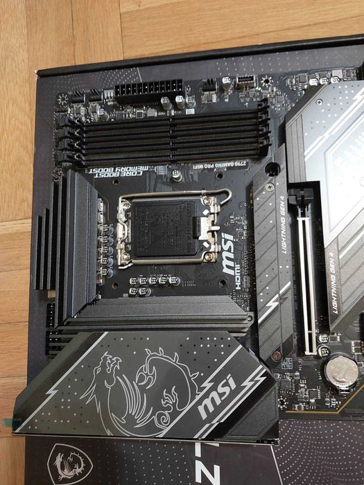 Intel Core i9 12900K + MSI Z790 Gaming Pro Wi-Fi DDR5