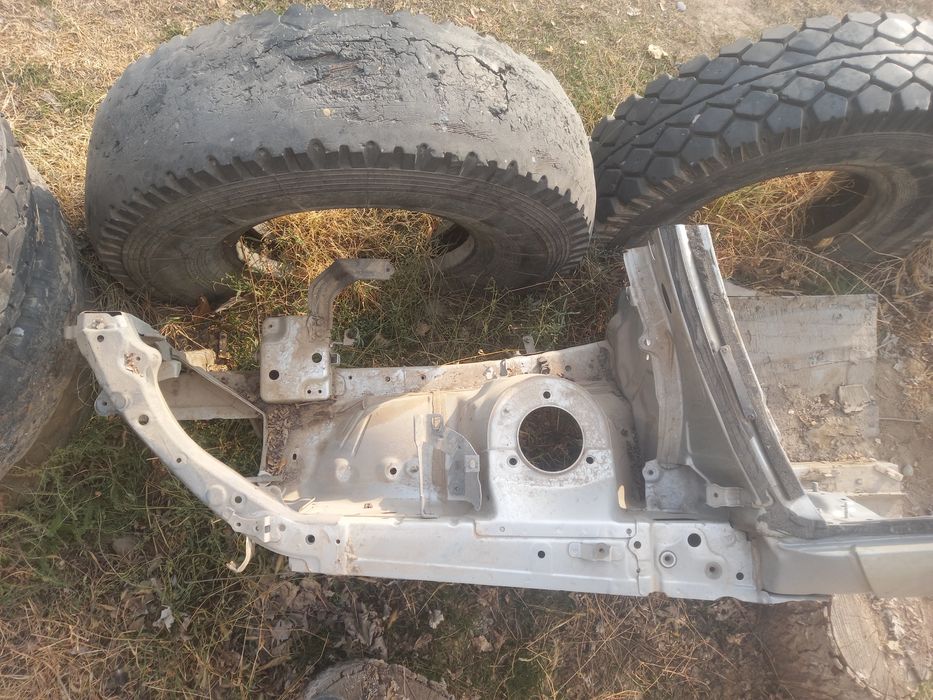 Подравник левый передний лексус рх