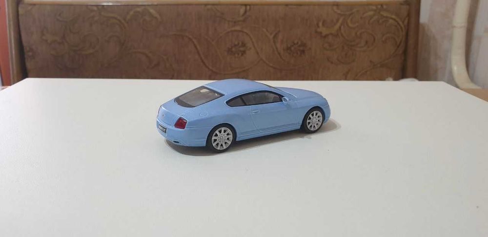 Продам Bentley Continental GT в масштабе 1:43 производитель Deagostini