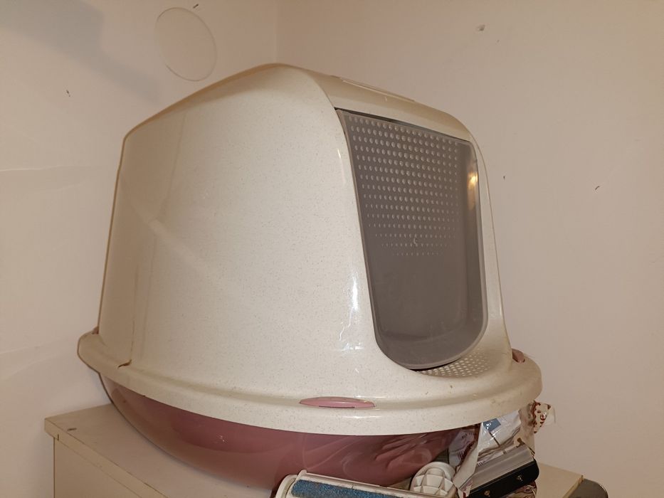 Клетка за транспортиране, тоалетна, чесалка