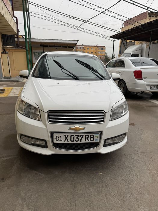 Продая нексия 3 в хорошем состояния