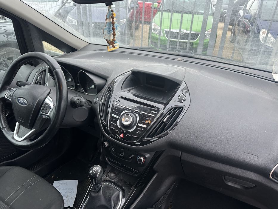 Табло със десен airbag за Ford B Max