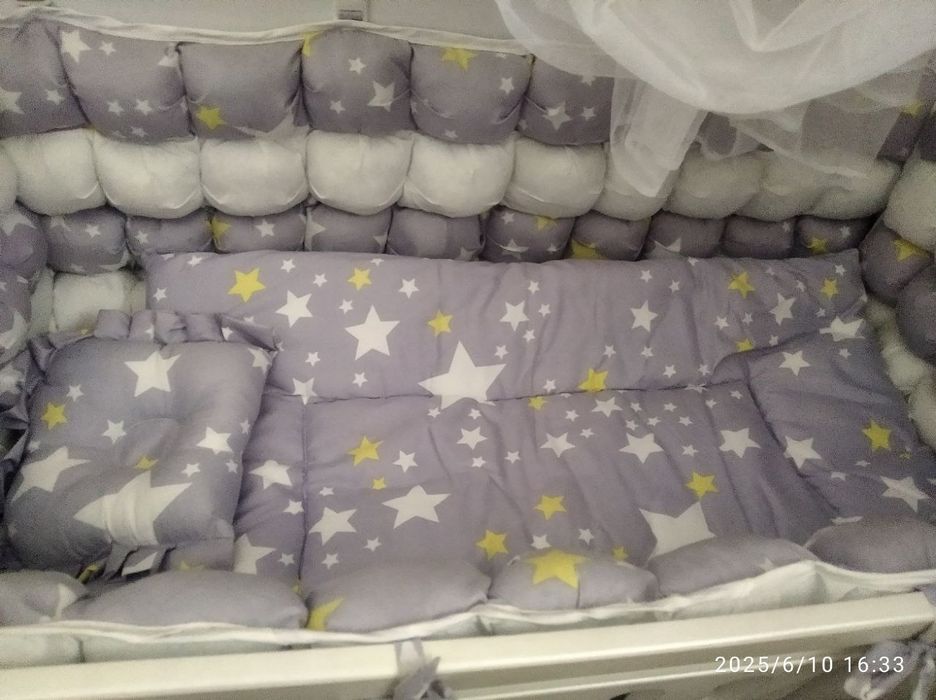 Detski kravat sotiladi