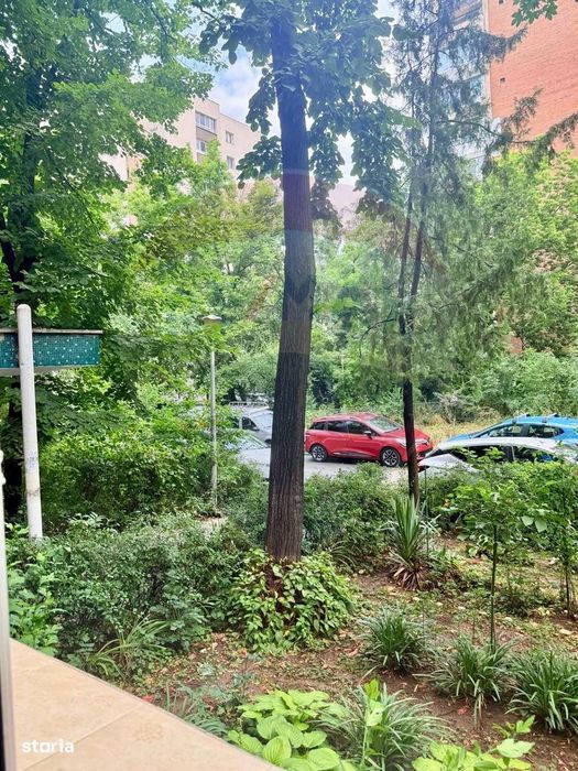 Apartament cu 2 camere de vânzare în zona Drumul Taberei