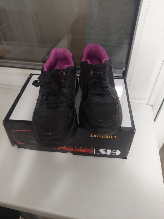 Продам кросовки в хорошем состояний