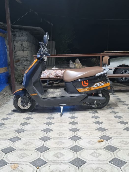 Электро мопед LEOSAM