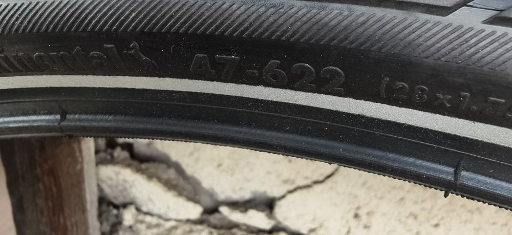 Комплект гуми Continental Contact Plus City 28x1.75 700х47С 50/25 км/ч