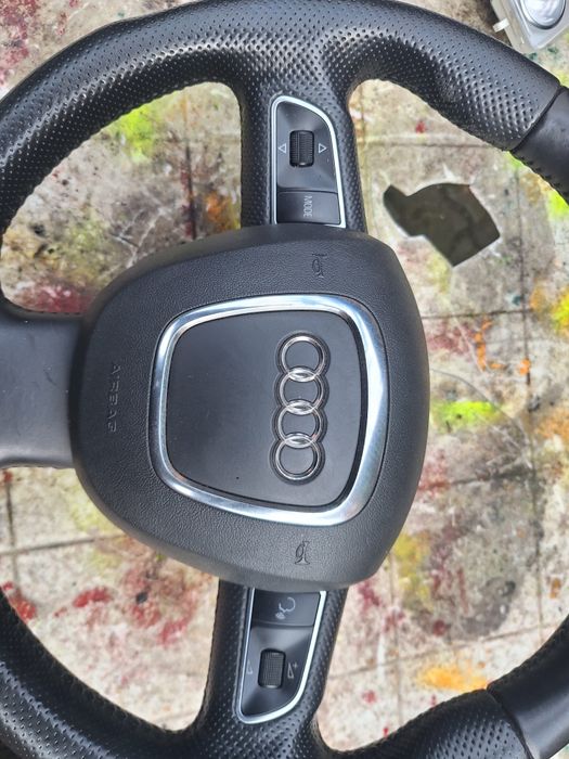Volan piele perforata cu airbag 3 spite Audi A3,A4 B8 ,A5,Q5