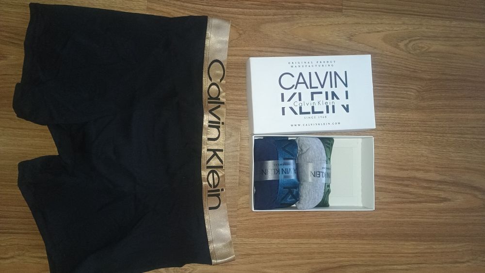 Set boxeri Calvin Klein si Polo M,L,XL,XXL