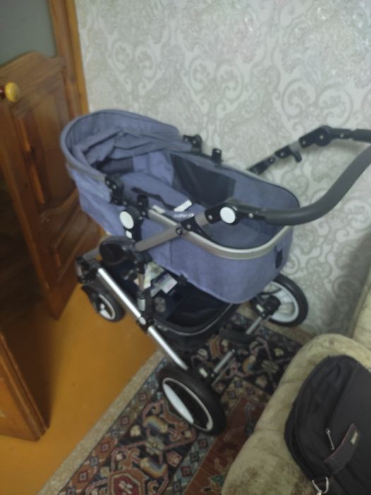 Отдам коляску бесплатно