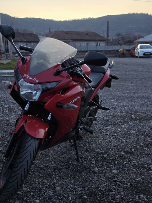 Vand Honda CBR125R