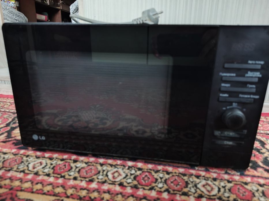 Продается микроволновая печь