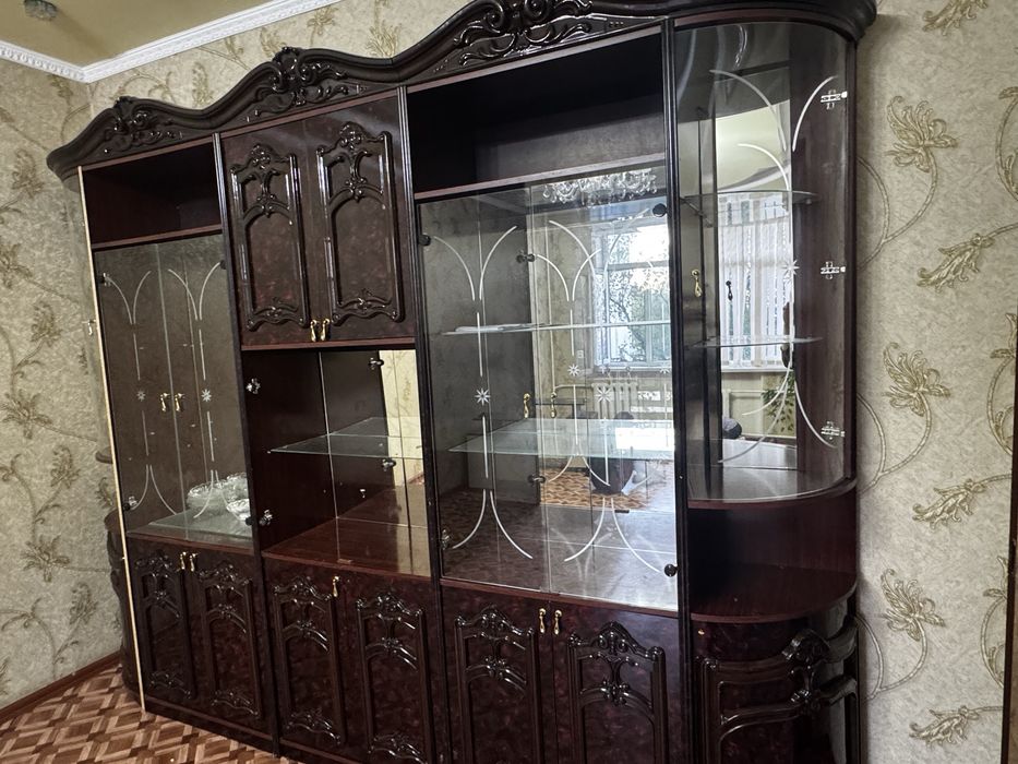 Стенка б/у срочно продается