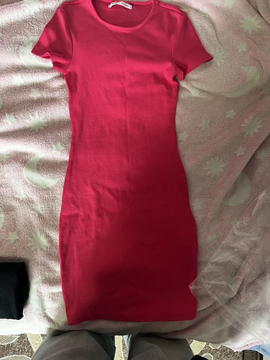 продам платье новое