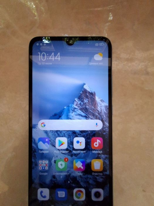 Продается телефон Redmi