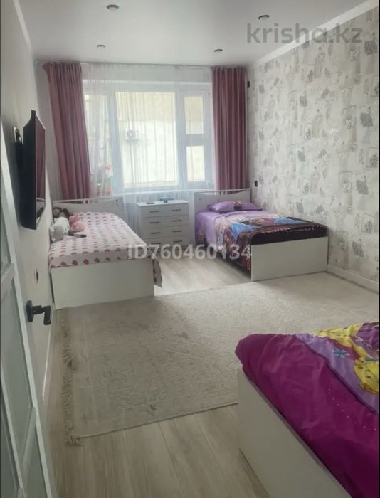 Продается 4 комн квартира