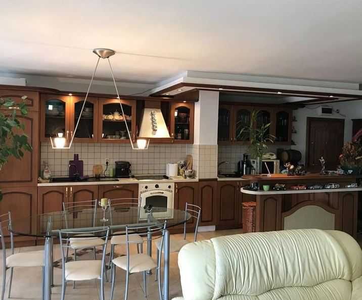 Продава се Тристаен апартамент в София, Борово - 150 кв.м за 1634 €/кв.м - Снимка #1