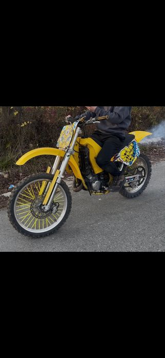 Suzuki rm125 2t
