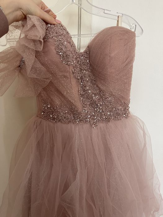 Розова официална рокля