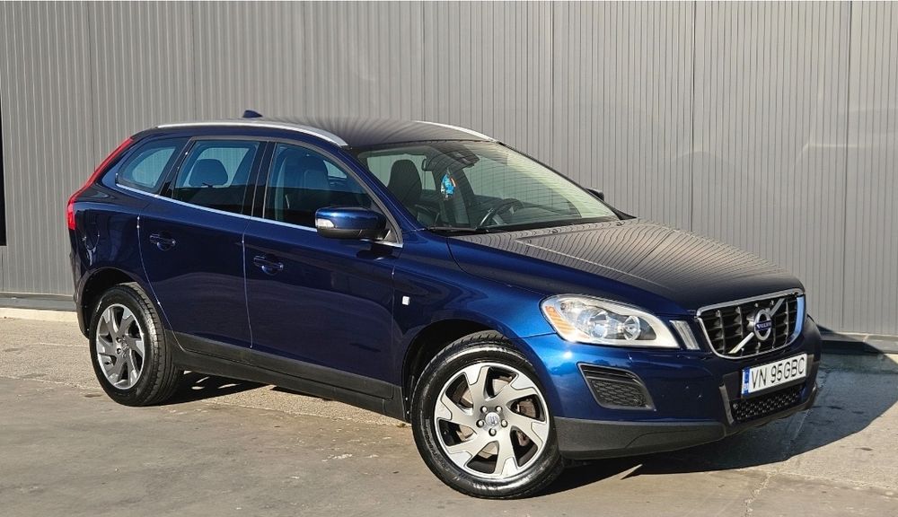 Volvo Xc 60 2.0 D 5 Cilindri 2013 Euro 5 Automata-Piele-Scaune incalzite-Jante R17