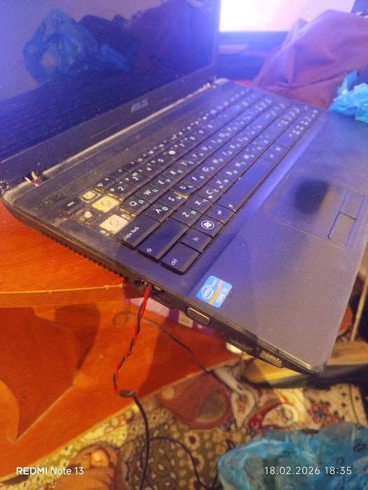 Продам ноутбук asus на запчасти