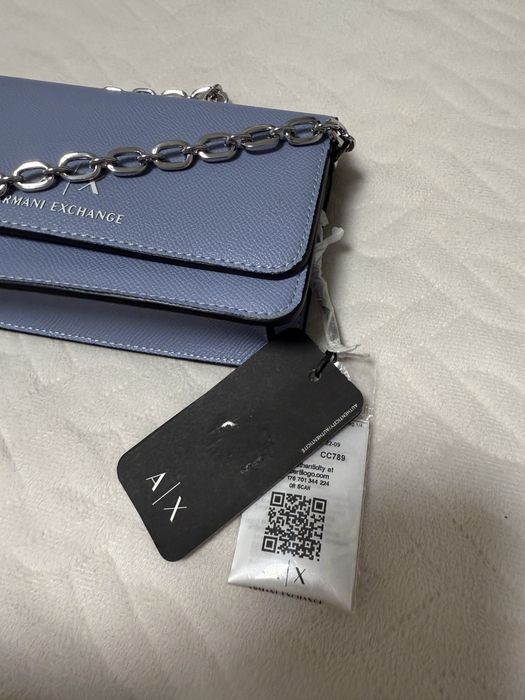 Чисто нова чанта Armani Exchange
