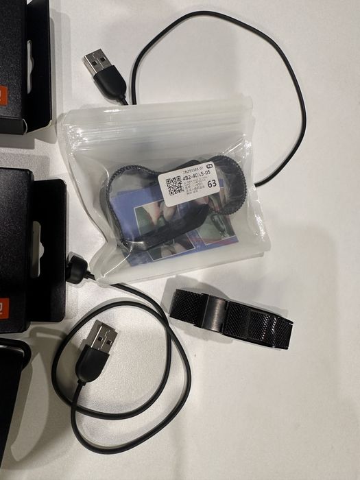 Продам Mi Band 6