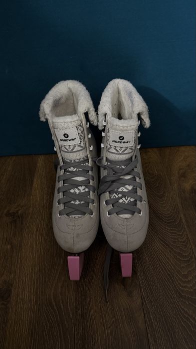 Коньки (фигурные)