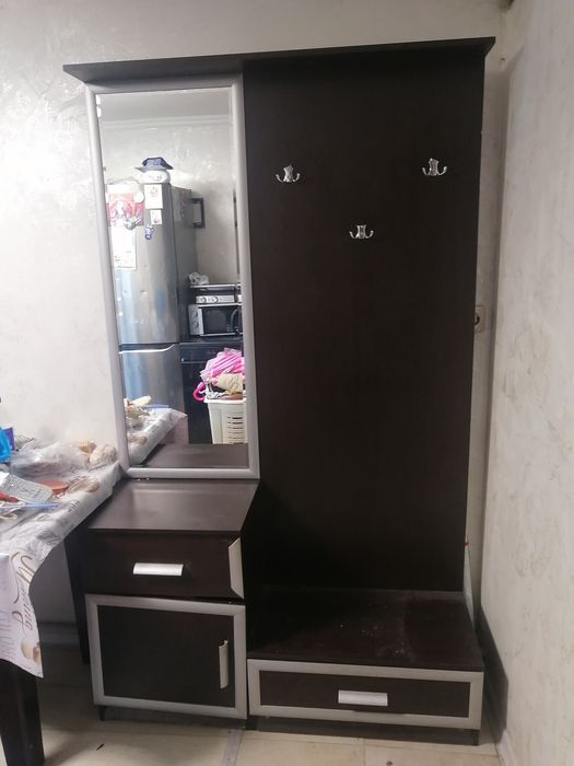 Продам прихожую дёшево