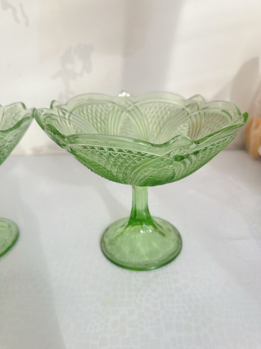 Ваза на ножке советкая