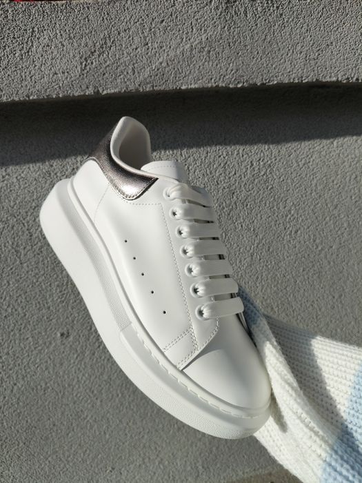 Alexander Mcqueen