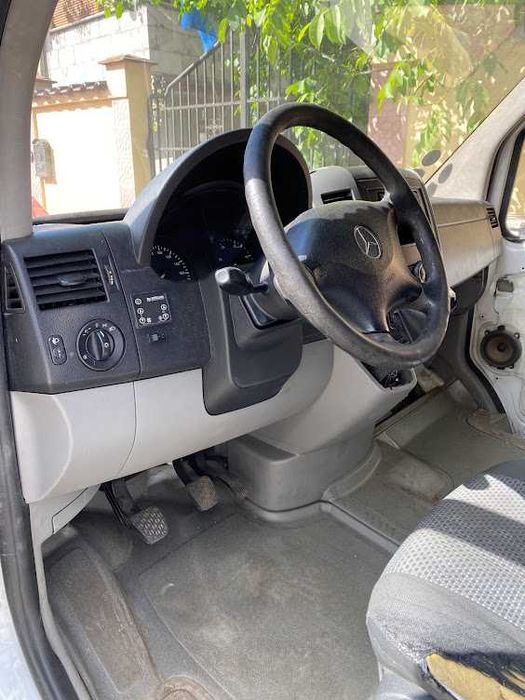 Dezmembrez Mercedes Sprinter euro 5 motor cutie kit schimbare volan