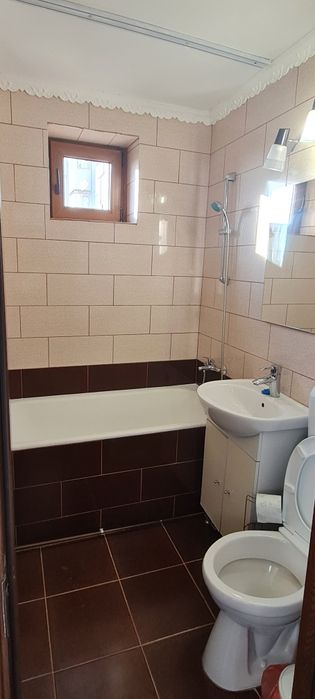 Închiriez apartament 2 camera