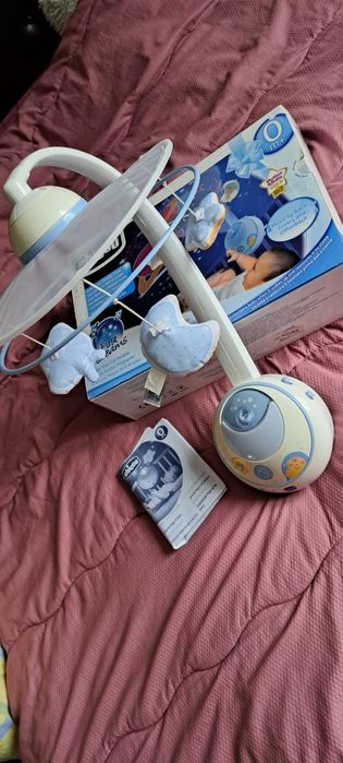 Chicco magic starts-музикала въртележка,проектор, нощна лампа с дистан