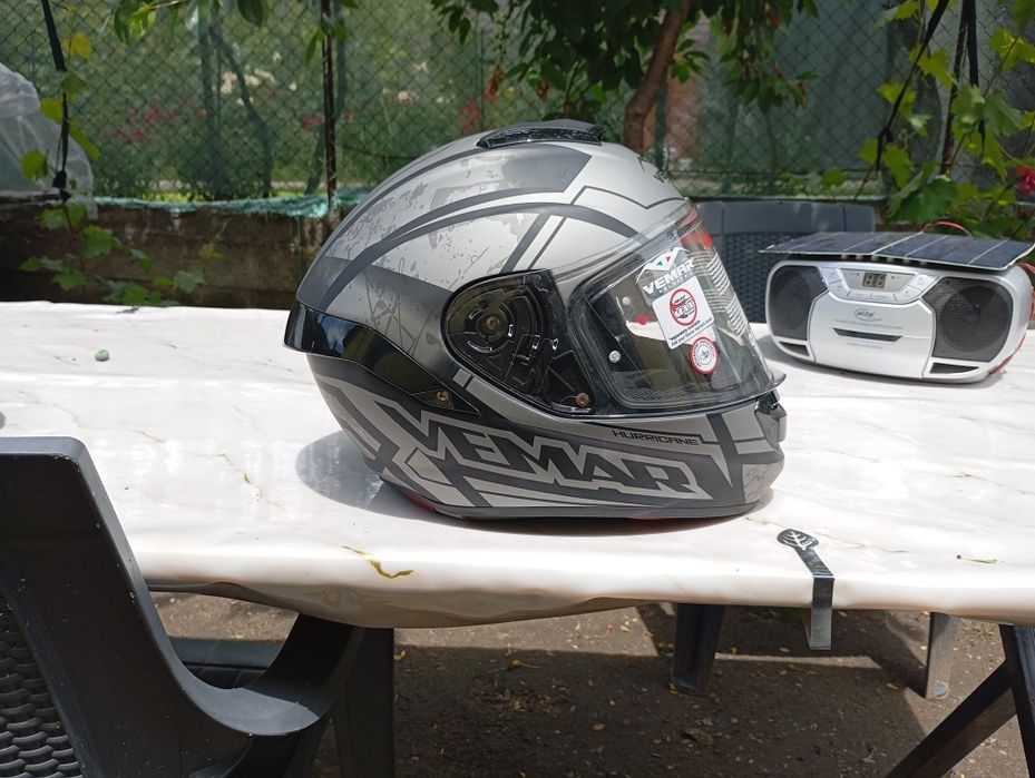 Vând cască motor vemar
