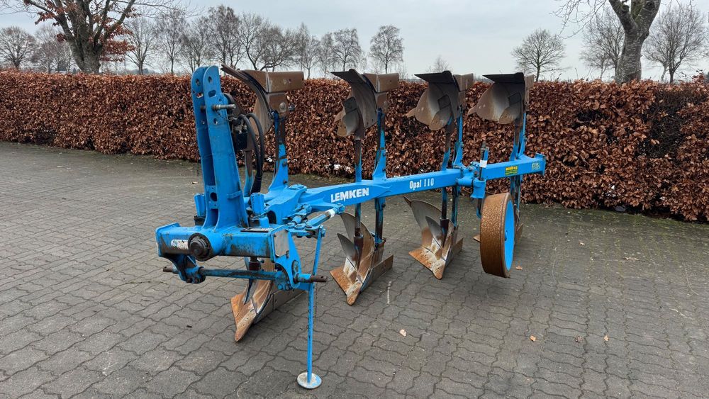 Lemken Opal 110 Belarus, John Deere, case Puma