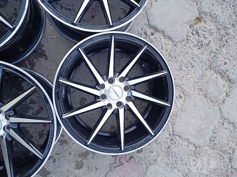 16 vossen unversal ideal